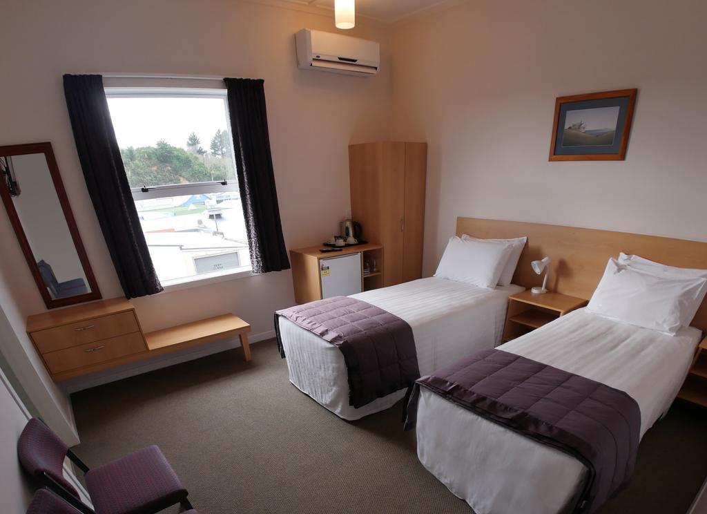 Masonic Hotel Waitara Phòng bức ảnh