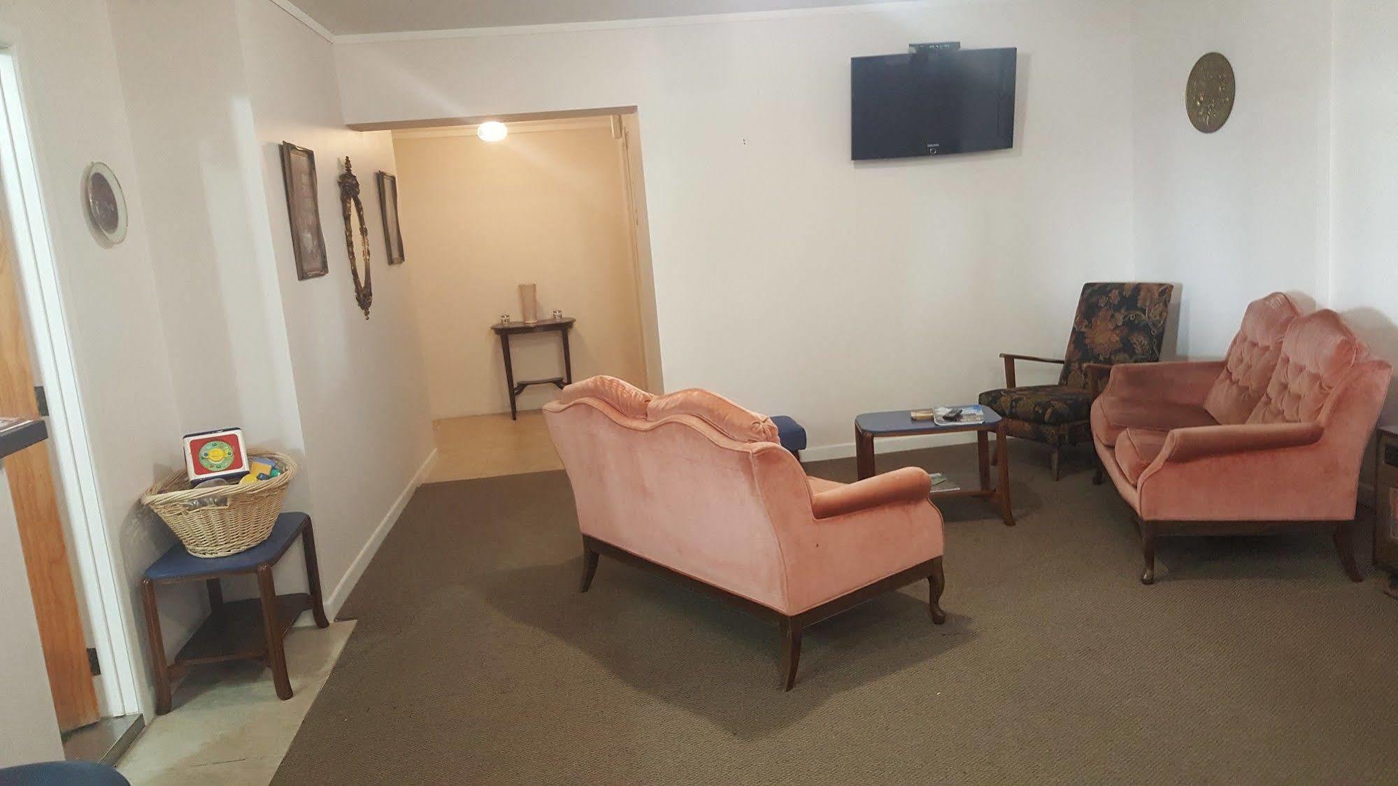 Masonic Hotel Waitara Ngoại thất bức ảnh