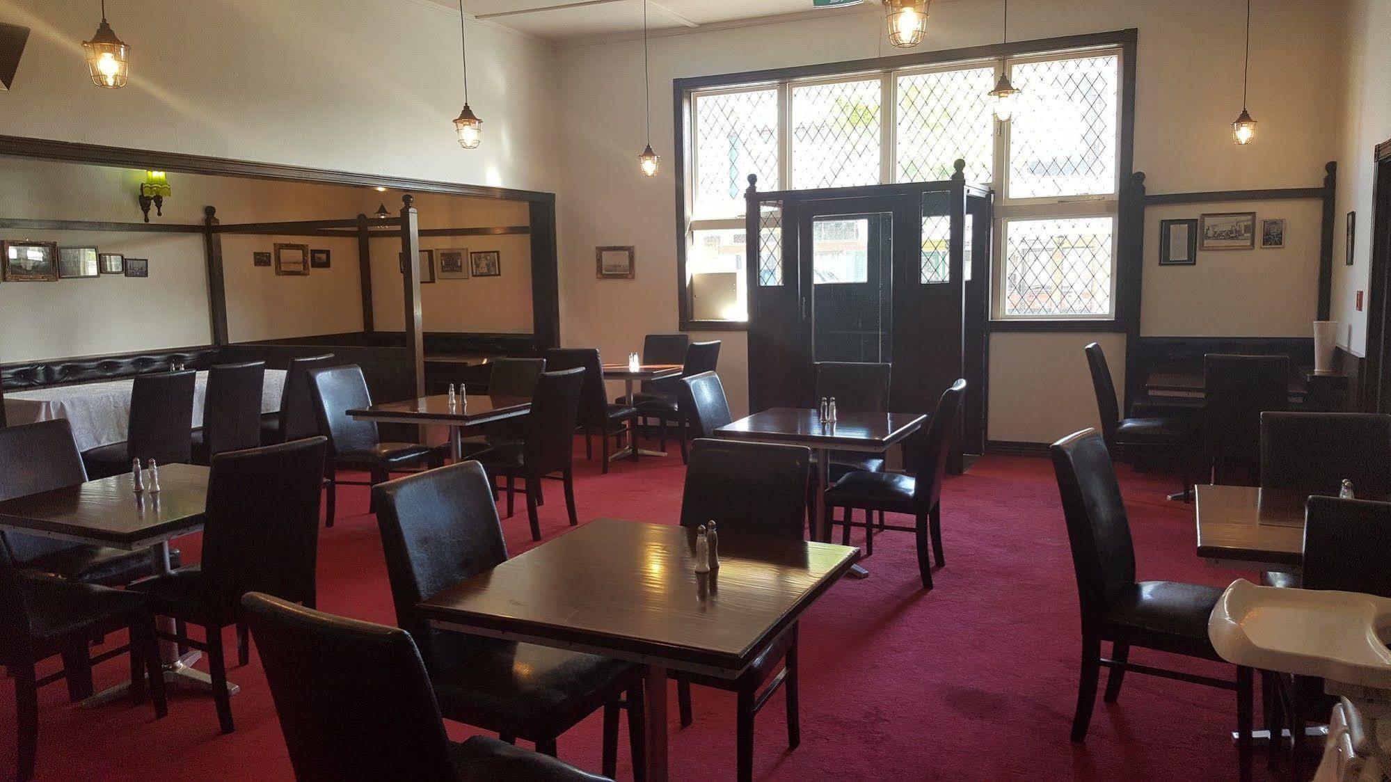 Masonic Hotel Waitara Ngoại thất bức ảnh